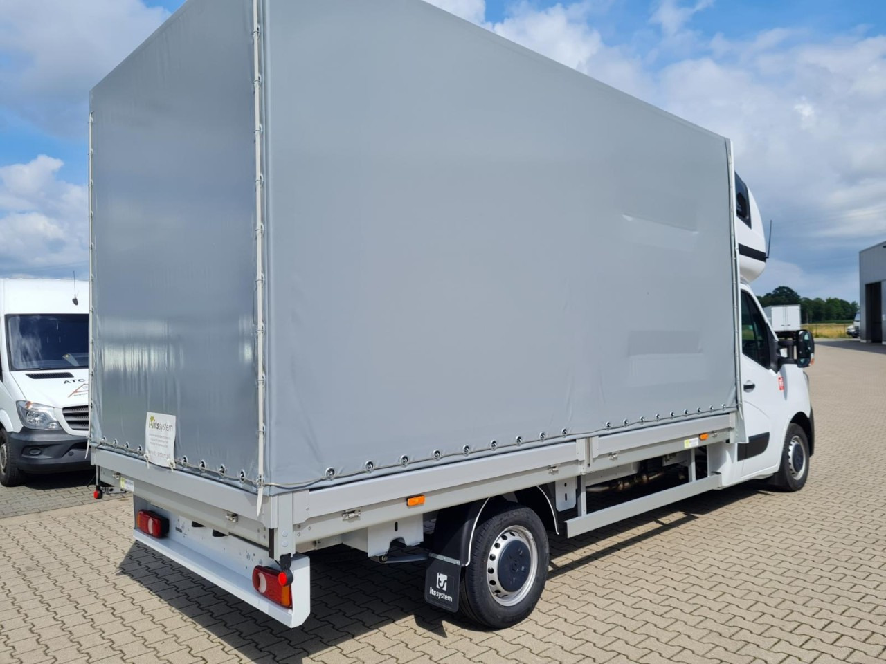 Renault Master 35 Pritsche Schiebe Plane Schlafkab. STHZ - Utilitaire plateau baché: photos 4 Renault Master 35 Pritsche Schiebe Plane Schlafkab. STHZ - Utilitaire plateau baché: photos 4