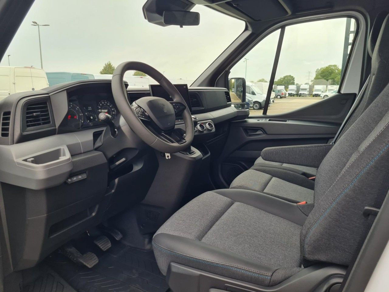 Utilitaire plateau baché Renault Master 35 Pritsche Schiebe Plane dCi 170 10 Pal.: photos 9