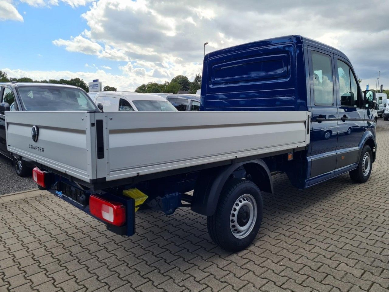 Volkswagen Crafter 35 Doka TDI MR KLIMA TEMPOMAT Navi App - Fourgon plateau, Utilitaire double cabine: photos 4 Volkswagen Crafter 35 Doka TDI MR KLIMA TEMPOMAT Navi App - Fourgon plateau, Utilitaire double cabine: photos 4