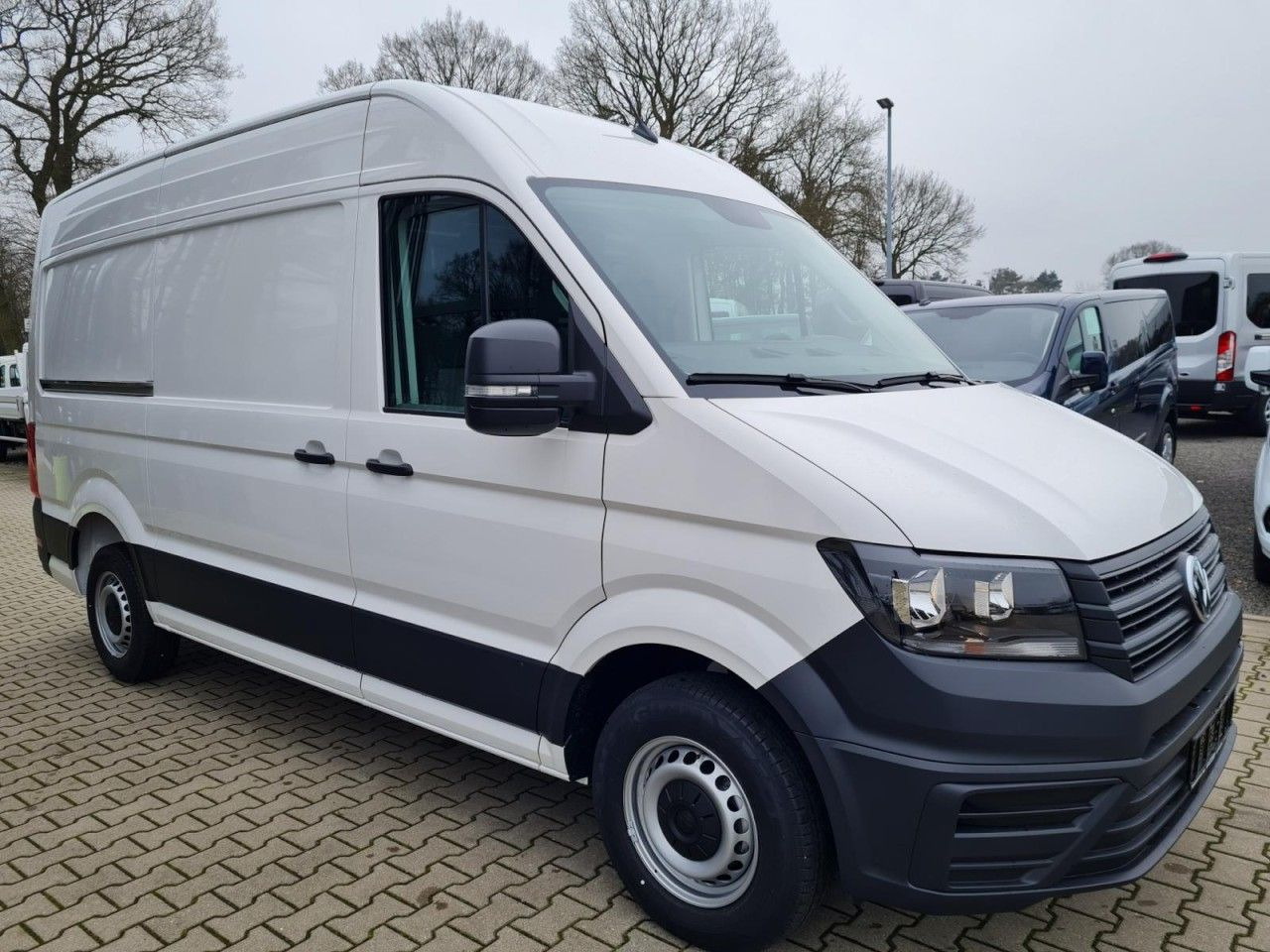 Volkswagen Crafter 35 Kasten MR hoch KLIMA KAMERA NAVI/APP - Fourgon utilitaire: photos 3 Volkswagen Crafter 35 Kasten MR hoch KLIMA KAMERA NAVI/APP - Fourgon utilitaire: photos 3