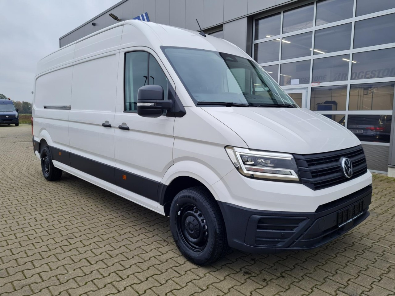 Volkswagen Crafter 35 Kasten Maxi L4H3 AG ERGO LED TEMPOMAT - Fourgon utilitaire: photos 2 Volkswagen Crafter 35 Kasten Maxi L4H3 AG ERGO LED TEMPOMAT - Fourgon utilitaire: photos 2