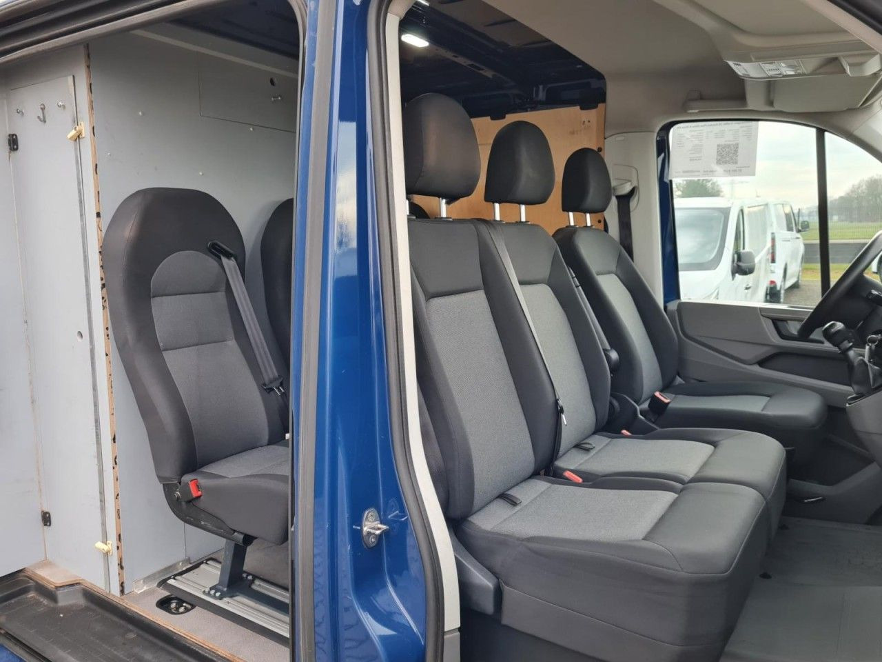 Volkswagen Crafter 35 Kasten Plus Doka mixto NAVI AHK 6 Sit - Fourgon utilitaire, Utilitaire double cabine: photos 2 Volkswagen Crafter 35 Kasten Plus Doka mixto NAVI AHK 6 Sit - Fourgon utilitaire, Utilitaire double cabine: photos 2