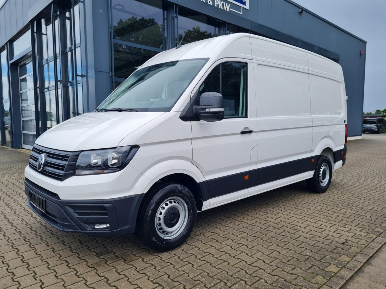 Volkswagen Crafter 35 Kasten TDI MR L3H3 PDC KLIMA TEMPOMAT - Fourgon utilitaire: photos 3 Volkswagen Crafter 35 Kasten TDI MR L3H3 PDC KLIMA TEMPOMAT - Fourgon utilitaire: photos 3