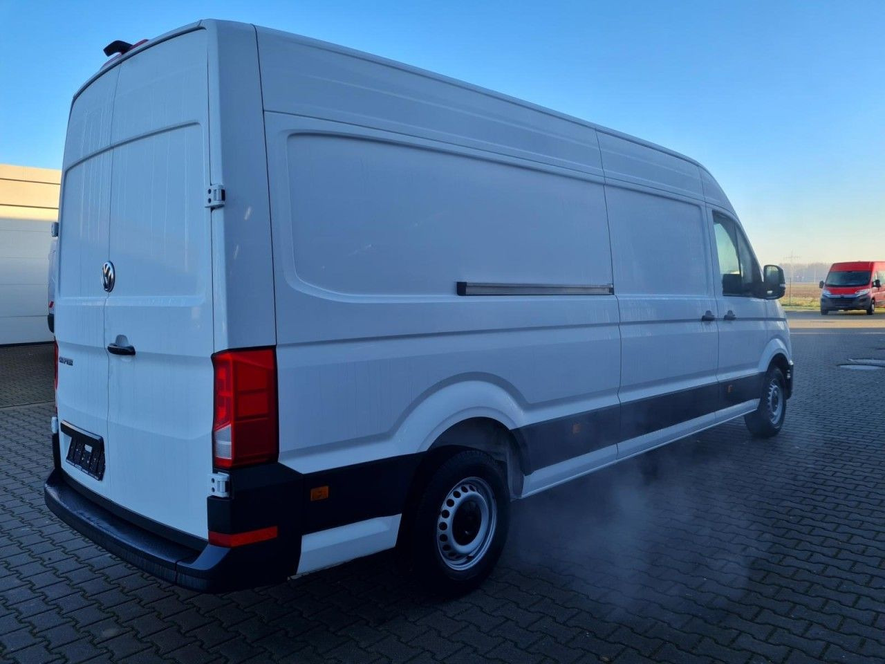 Volkswagen Crafter 35 Kasten lang L4H2 KAMERA NAVI_APP HOLZ - Fourgon utilitaire: photos 4 Volkswagen Crafter 35 Kasten lang L4H2 KAMERA NAVI_APP HOLZ - Fourgon utilitaire: photos 4