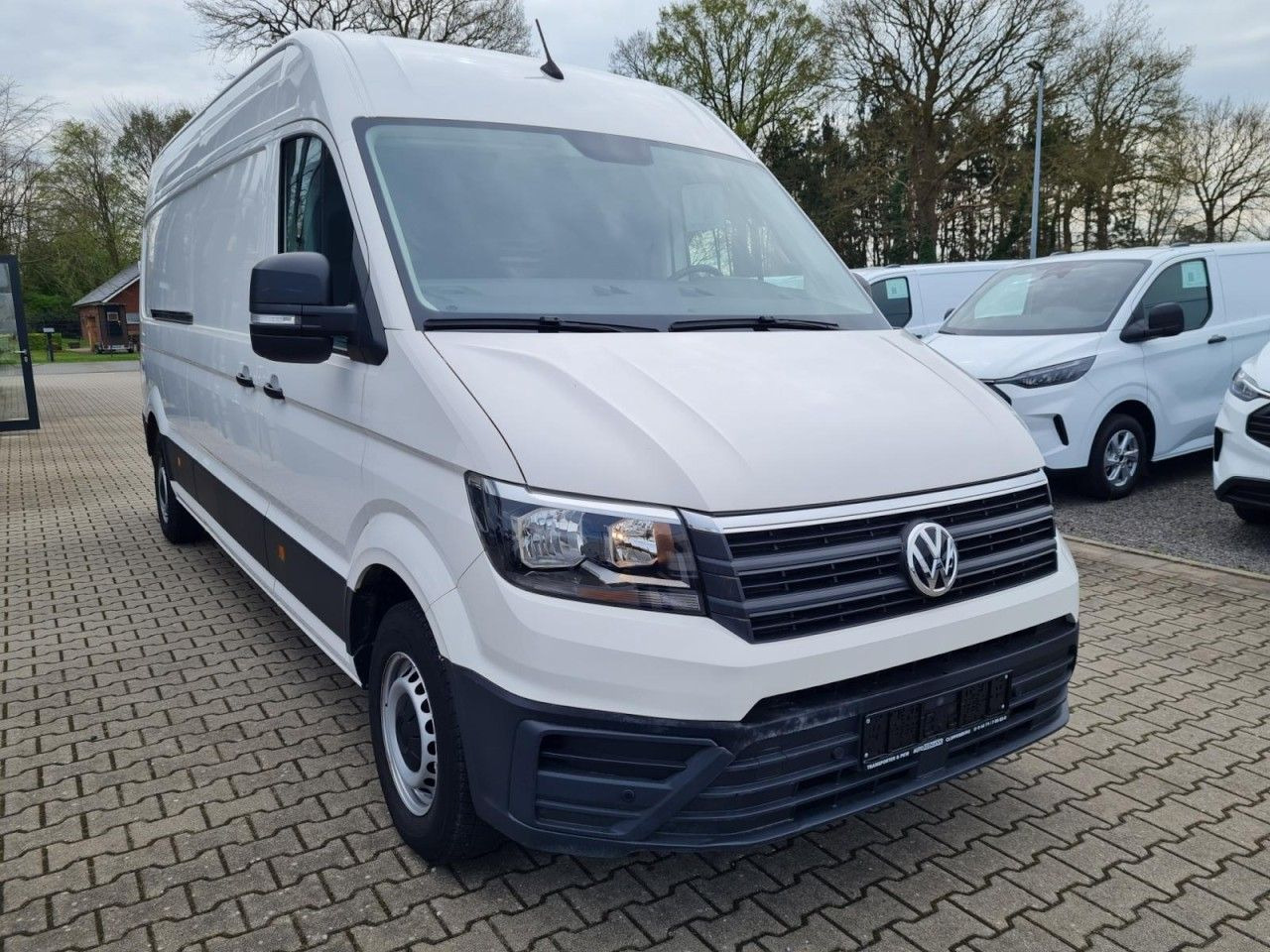 Volkswagen Crafter 35 Kasten lang L4H2 KLIMA NAVI_APP HOLZB - Fourgon utilitaire: photos 2 Volkswagen Crafter 35 Kasten lang L4H2 KLIMA NAVI_APP HOLZB - Fourgon utilitaire: photos 2