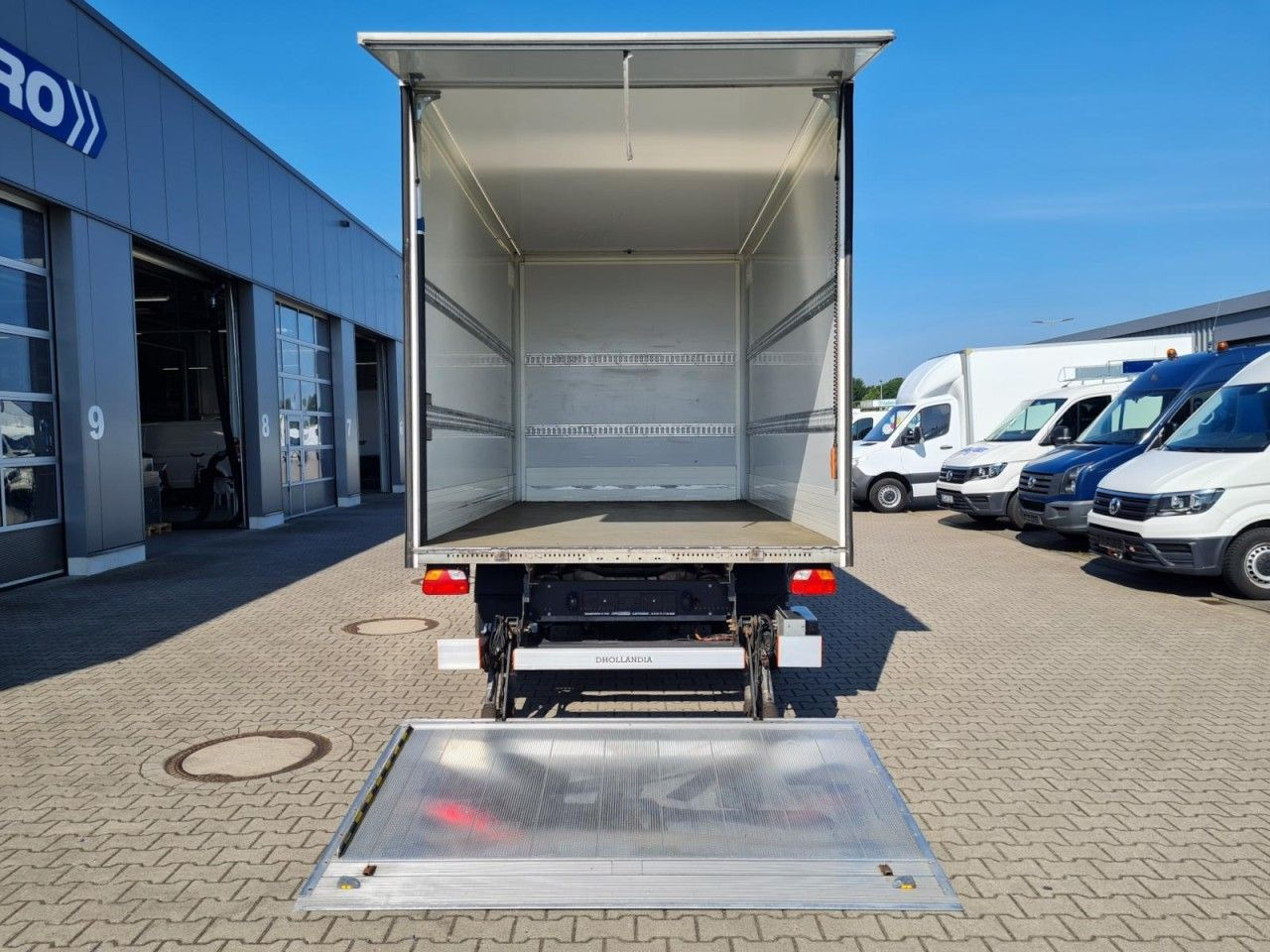 Volkswagen Crafter 50 Koffer hoch 2.0 TDI LBW KLIMA KAMERA - Fourgon grand volume: photos 5 Volkswagen Crafter 50 Koffer hoch 2.0 TDI LBW KLIMA KAMERA - Fourgon grand volume: photos 5