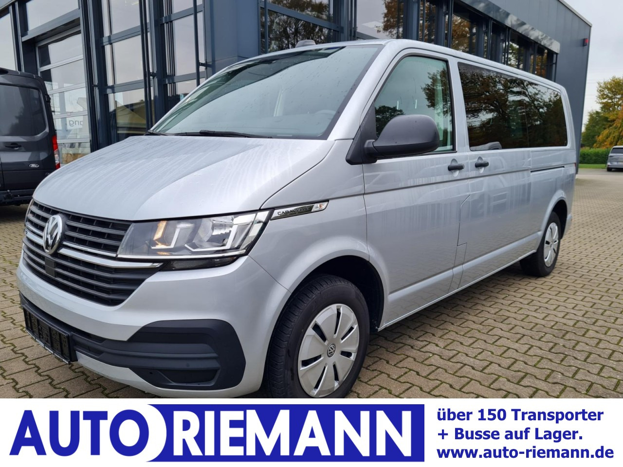 Volkswagen T6.1 Caravelle TDI lang 9 Sitzer 2 Schiebetüren Trendl. - Minibus, Transport de personnes: photos 1 Volkswagen T6.1 Caravelle TDI lang 9 Sitzer 2 Schiebetüren Trendl. - Minibus, Transport de personnes: photos 1