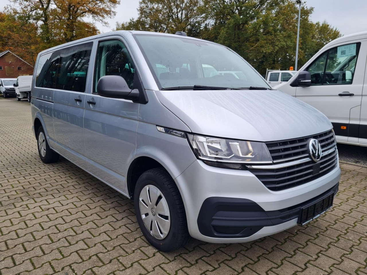 Volkswagen T6.1 Caravelle TDI lang 9 Sitzer 2 Schiebetüren Trendl. - Minibus, Transport de personnes: photos 3 Volkswagen T6.1 Caravelle TDI lang 9 Sitzer 2 Schiebetüren Trendl. - Minibus, Transport de personnes: photos 3
