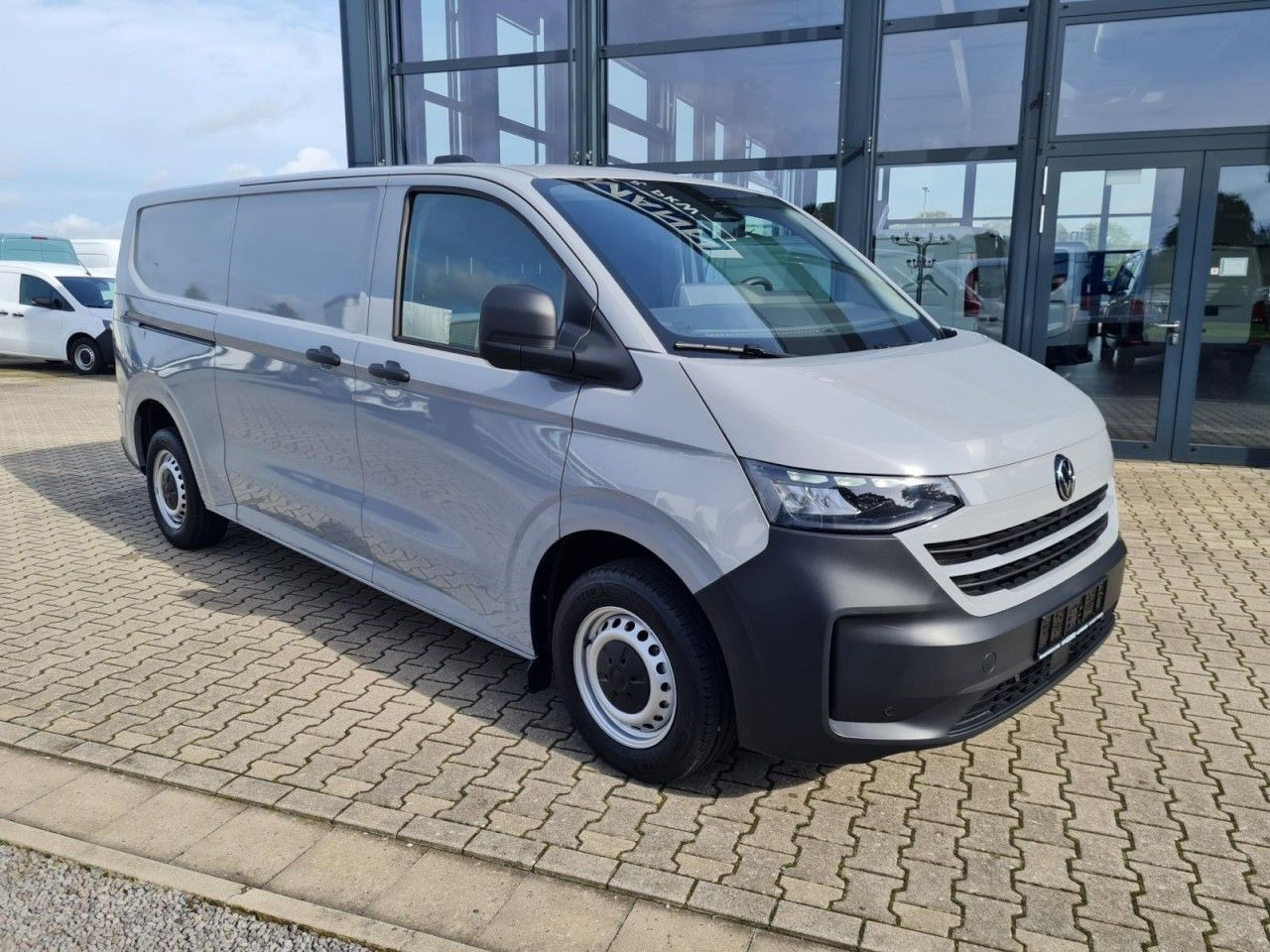 Volkswagen T7 Kasten TDi AG L2 AHK KLIMA KAMERA LED TEMPOMA - Fourgonnette: photos 3 Volkswagen T7 Kasten TDi AG L2 AHK KLIMA KAMERA LED TEMPOMA - Fourgonnette: photos 3