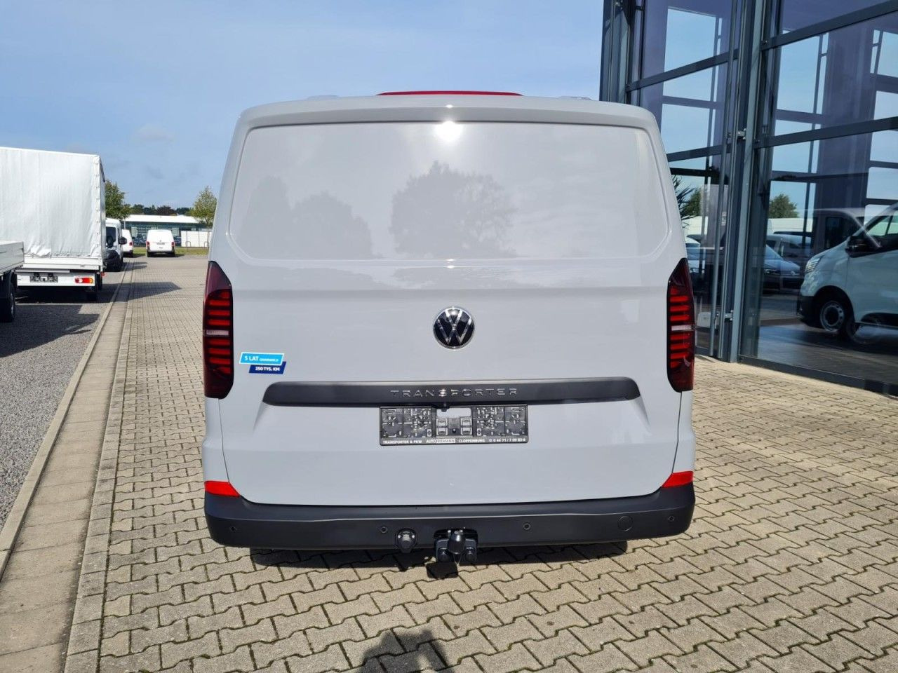 Volkswagen T7 Kasten TDi AG L2 AHK KLIMA KAMERA LED TEMPOMA - Fourgonnette: photos 5 Volkswagen T7 Kasten TDi AG L2 AHK KLIMA KAMERA LED TEMPOMA - Fourgonnette: photos 5