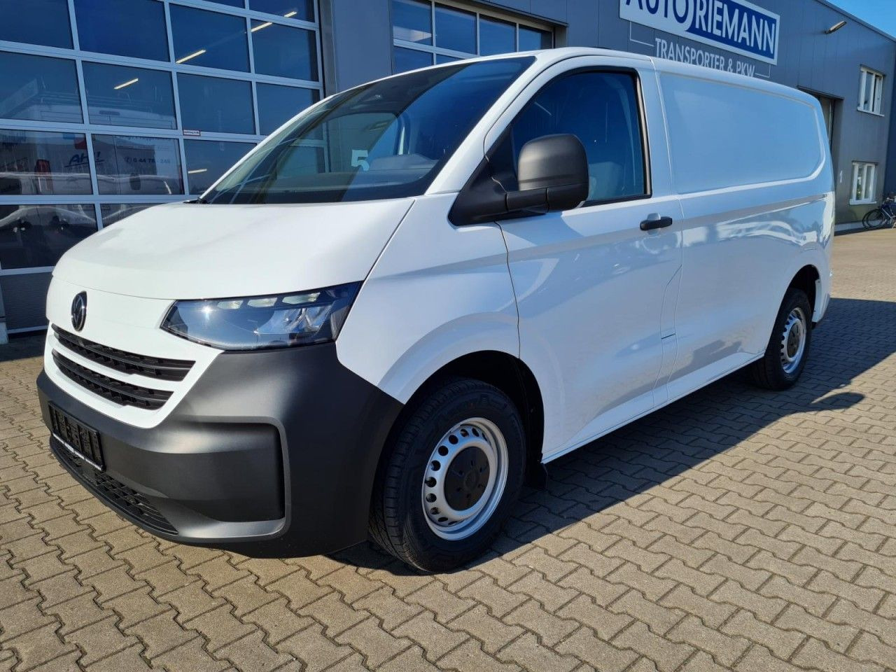 Volkswagen T7 Kasten Tdi KR Heckklappe PDC KLIMA TEMPOMAT - Fourgonnette: photos 2 Volkswagen T7 Kasten Tdi KR Heckklappe PDC KLIMA TEMPOMAT - Fourgonnette: photos 2