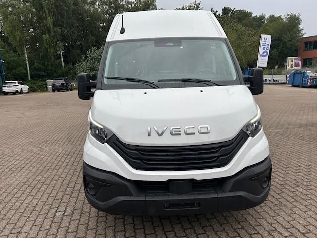 Iveco Daily 35S18HA8 V H2 4100 Automatic+Rückfahrk... - Fourgon utilitaire: photos 3 Iveco Daily 35S18HA8 V H2 4100 Automatic+Rückfahrk... - Fourgon utilitaire: photos 3
