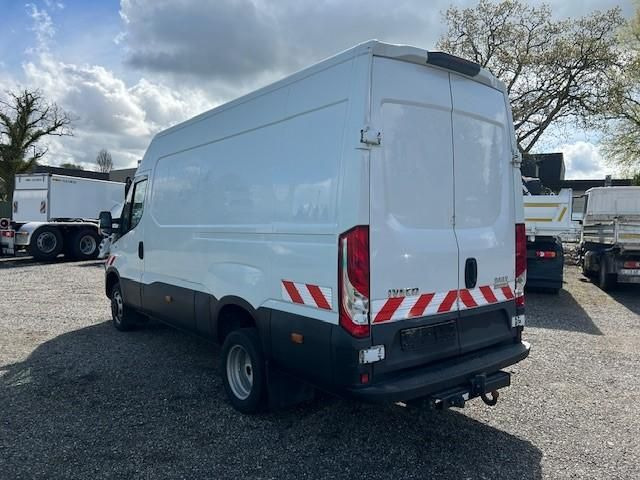Iveco Daily 50C18HA8V 3520L Automatik,AHK (179 PS),... - Fourgon utilitaire: photos 5 Iveco Daily 50C18HA8V 3520L Automatik,AHK (179 PS),... - Fourgon utilitaire: photos 5
