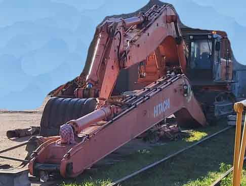 Hitachi ZX650 – with long reach and normal boom / mit Langarm und normalem Arm - Pelle sur chenille: photos 2 Hitachi ZX650 – with long reach and normal boom / mit Langarm und normalem Arm - Pelle sur chenille: photos 2