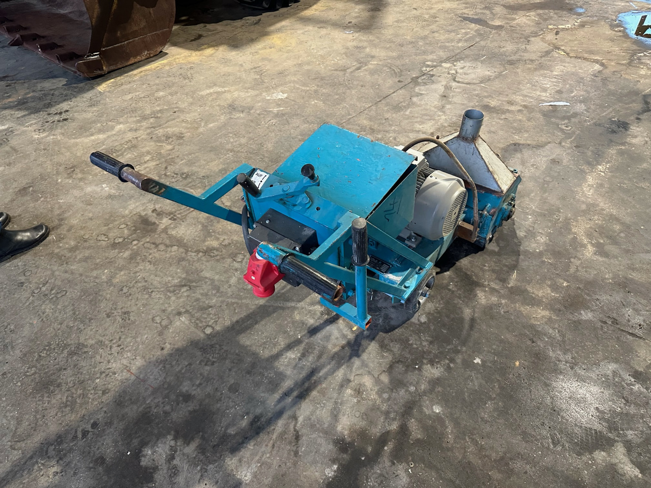 Betonfräse Gölz BF300E - Matériel de béton: photos 5 Betonfräse Gölz BF300E - Matériel de béton: photos 5