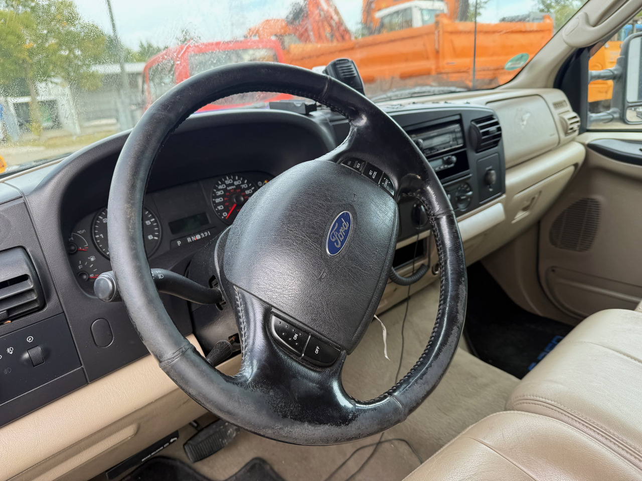 Pick-up Ford F250 Lariat Pickup Motorschaden: photos 16 Pick-up Ford F250 Lariat Pickup Motorschaden: photos 16