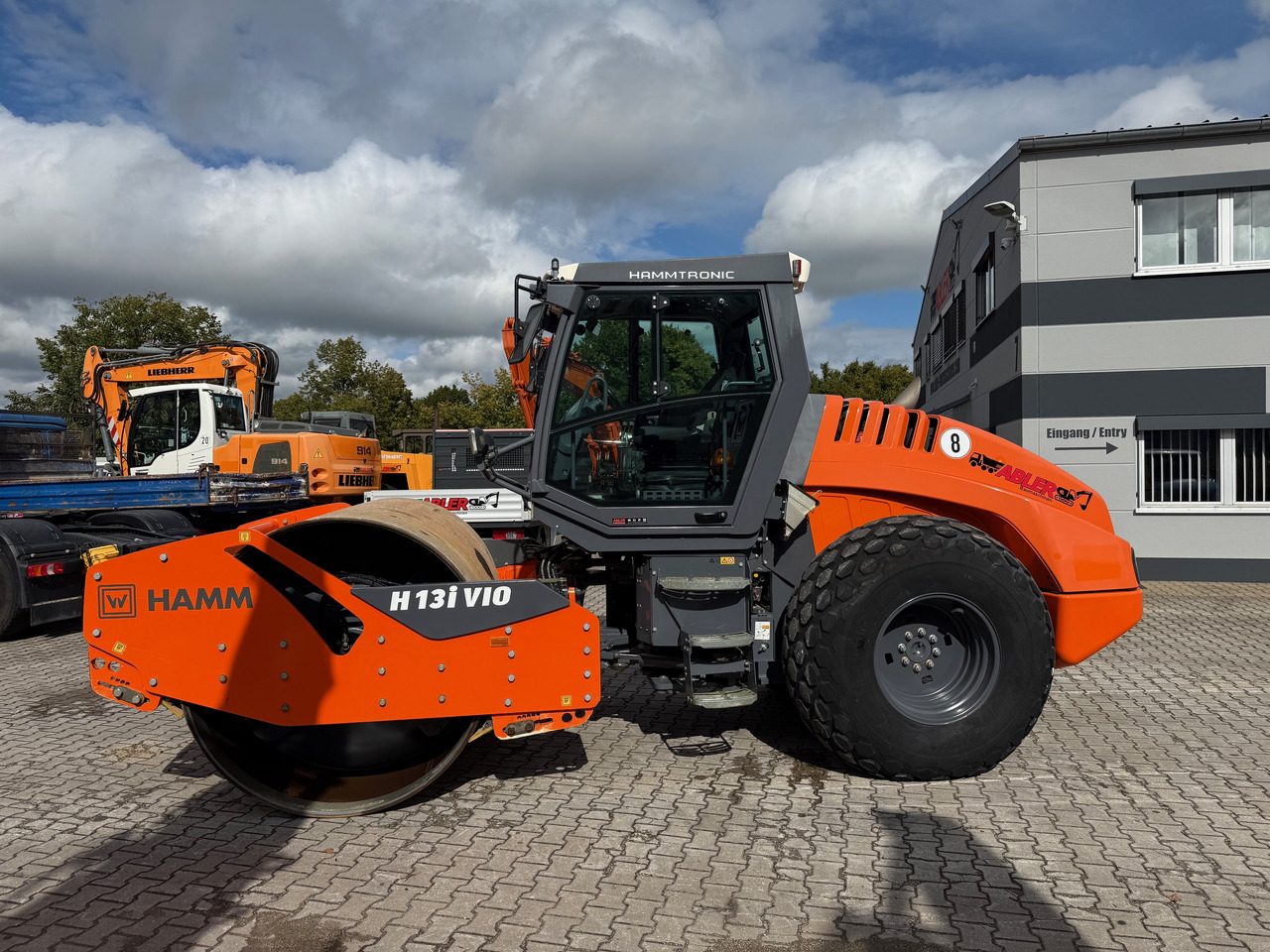Hamm H13i VIO Oszillation Walzenzug TOP - Compacteur à pieds de mouton/ Monocylindre: photos 3 Hamm H13i VIO Oszillation Walzenzug TOP - Compacteur à pieds de mouton/ Monocylindre: photos 3