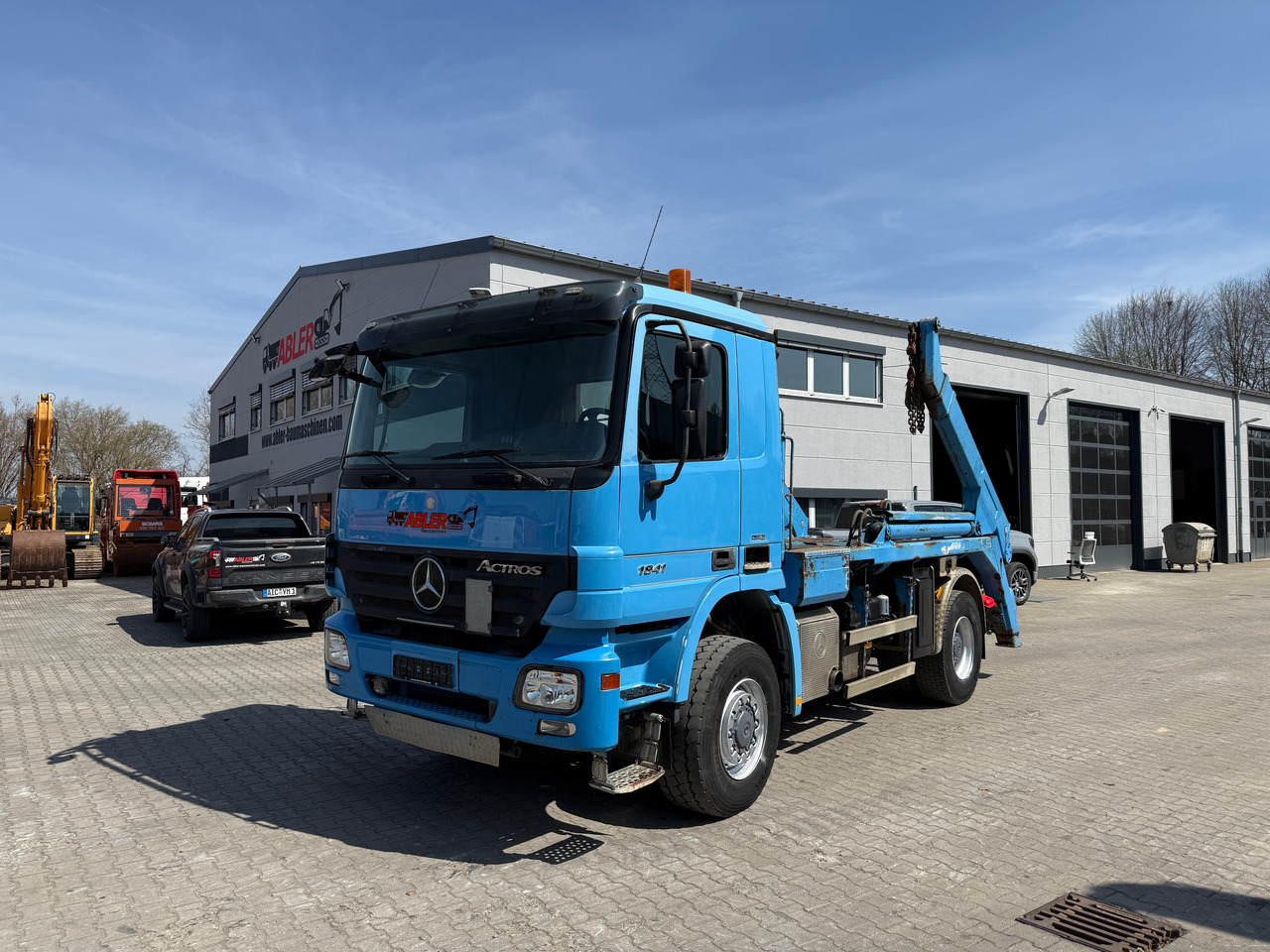 Mercedes-Benz 1841 Actros MP2 Absetzkipper 4x4 Allrad Klima - Camion multibenne: photos 2 Mercedes-Benz 1841 Actros MP2 Absetzkipper 4x4 Allrad Klima - Camion multibenne: photos 2