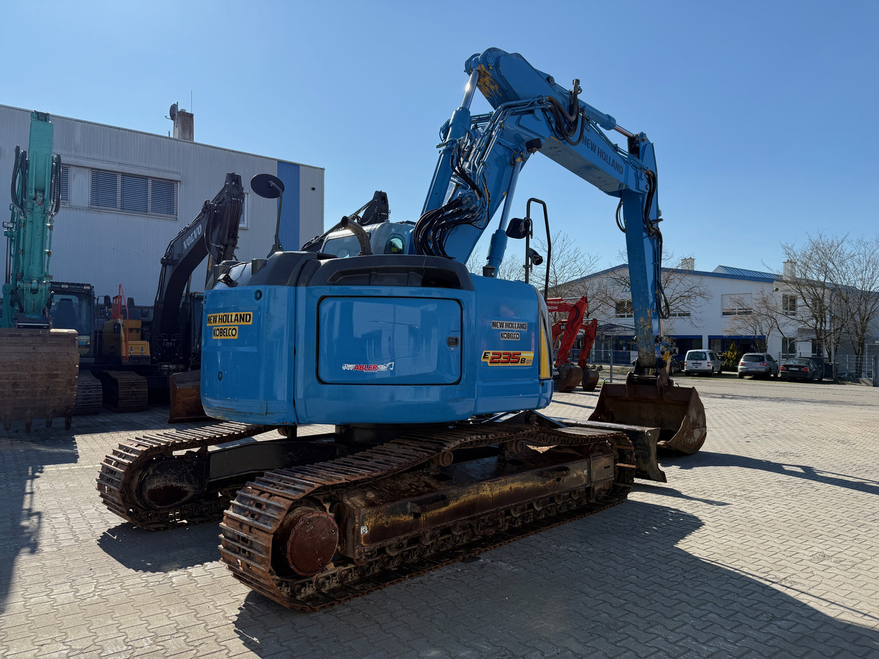 New Holland Kobeclo E235 BSR-2 Nullheck Kettenbagger MS21 - Pelle: photos 4 New Holland Kobeclo E235 BSR-2 Nullheck Kettenbagger MS21 - Pelle: photos 4