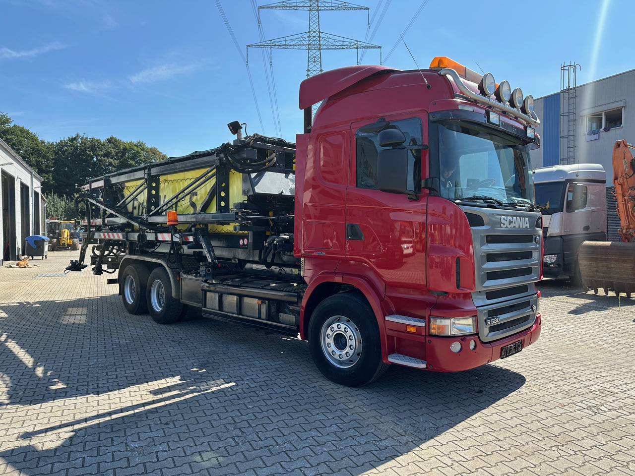 Scania R580 Abrollkipper V8 Mit Küpper Weisser Enteisungsgerät 45m - Camion ampliroll: photos 3 Scania R580 Abrollkipper V8 Mit Küpper Weisser Enteisungsgerät 45m - Camion ampliroll: photos 3