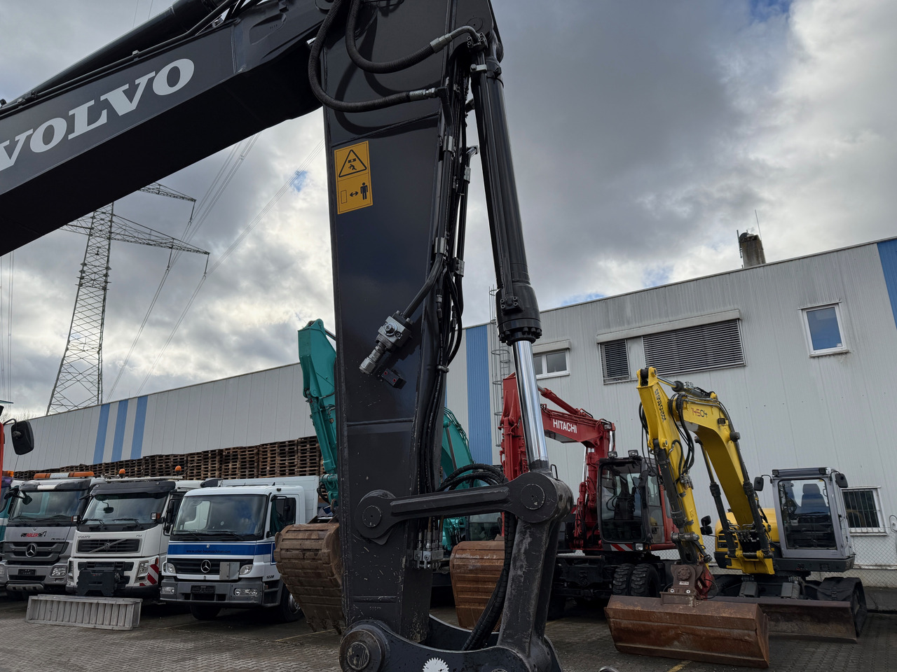 Pelle sur chenille Volvo EC220 EL Kettenbagger Klima 180 Grad LED TOP!: photos 12 Pelle sur chenille Volvo EC220 EL Kettenbagger Klima 180 Grad LED TOP!: photos 12