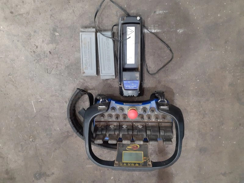 Grúa PM 15523 - Grue auxiliaire pour Camion: photos 2 Grúa PM 15523 - Grue auxiliaire pour Camion: photos 2