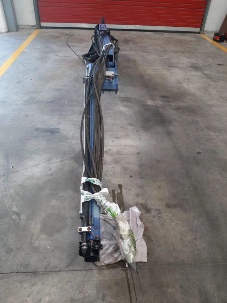 Grúa PM 3RL - Grue auxiliaire pour Camion: photos 4 Grúa PM 3RL - Grue auxiliaire pour Camion: photos 4