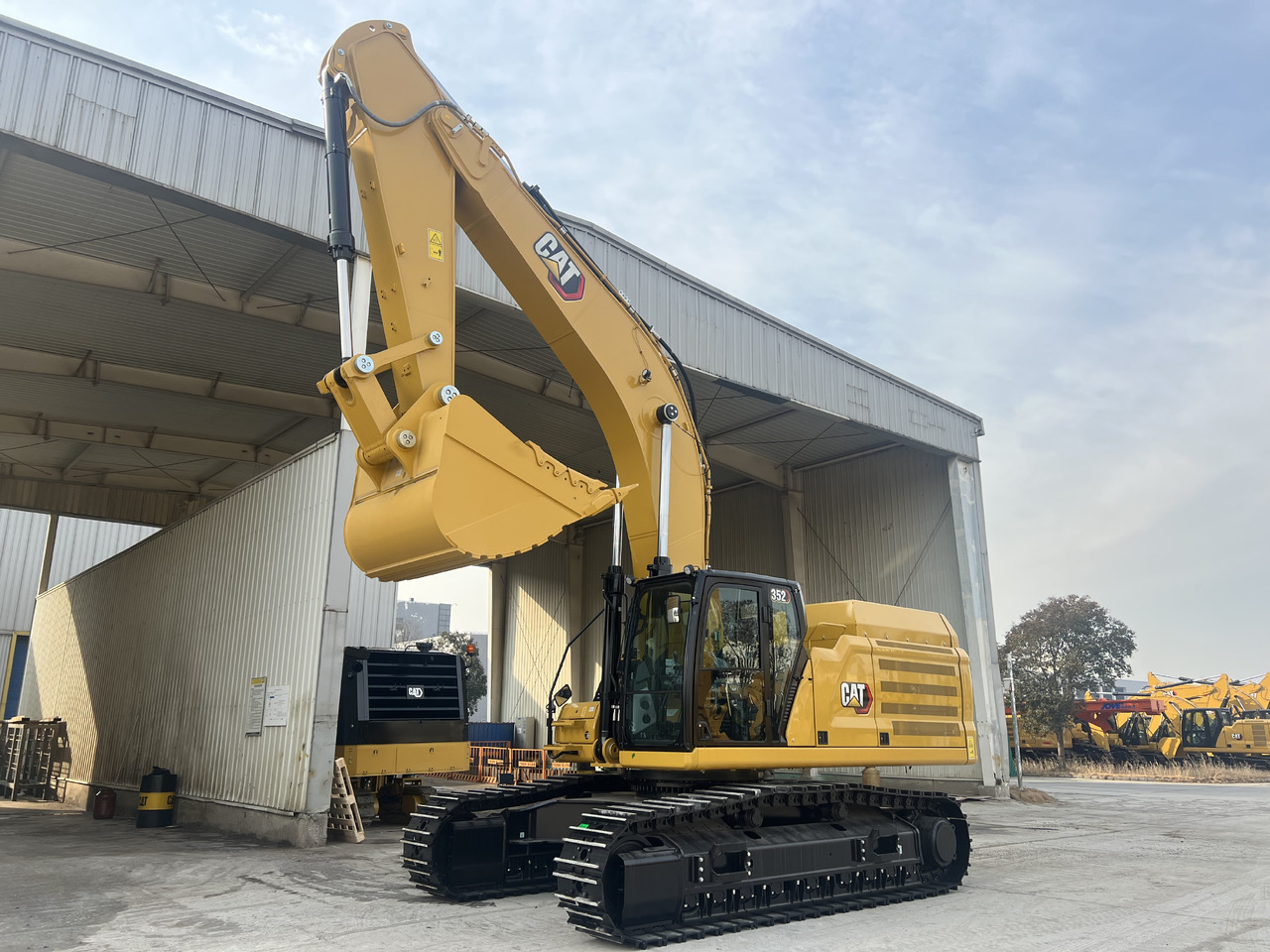 Caterpillar 352 - Pelle sur chenille: photos 1 Caterpillar 352 - Pelle sur chenille: photos 1
