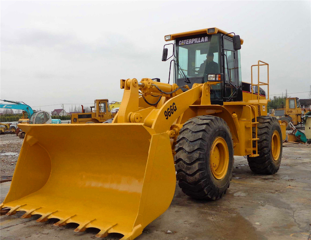 Caterpillar 966G - Chargeuse sur pneus: photos 4 Caterpillar 966G - Chargeuse sur pneus: photos 4
