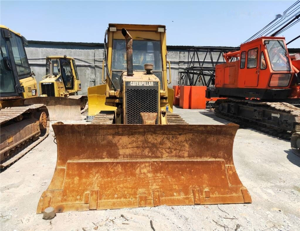Caterpillar D 4 C - Bulldozer: photos 4 Caterpillar D 4 C - Bulldozer: photos 4