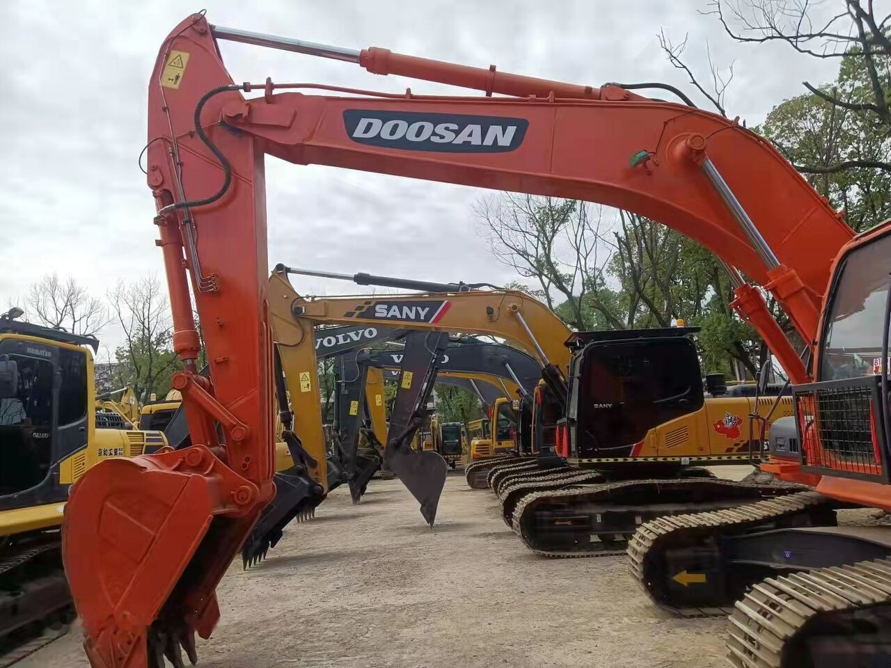 Pelle sur chenille Doosan DX300: photos 7