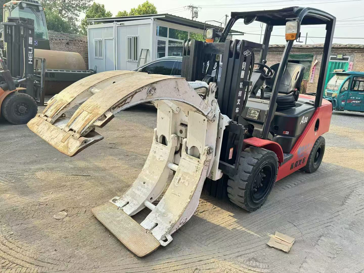 HangCha A30 - Chariot élévateur diesel: photos 1 HangCha A30 - Chariot élévateur diesel: photos 1