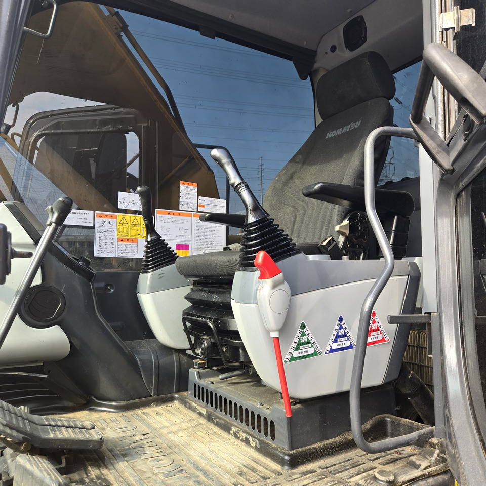 Pelle KOMATSU PC200-8: photos 12 Pelle KOMATSU PC200-8: photos 12