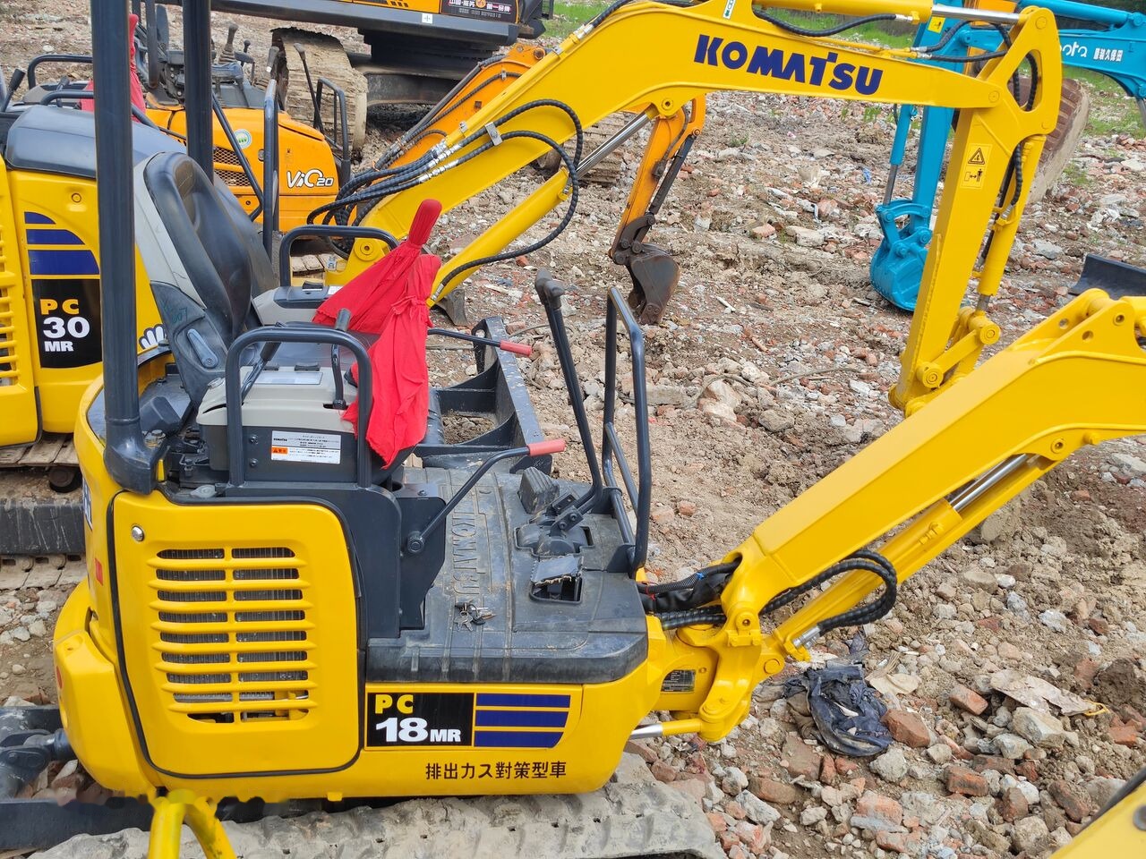 Komatsu PC18MR - Mini pelle: photos 5 Komatsu PC18MR - Mini pelle: photos 5