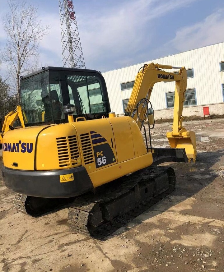 Komatsu PC56 - Pelle sur chenille: photos 3 Komatsu PC56 - Pelle sur chenille: photos 3