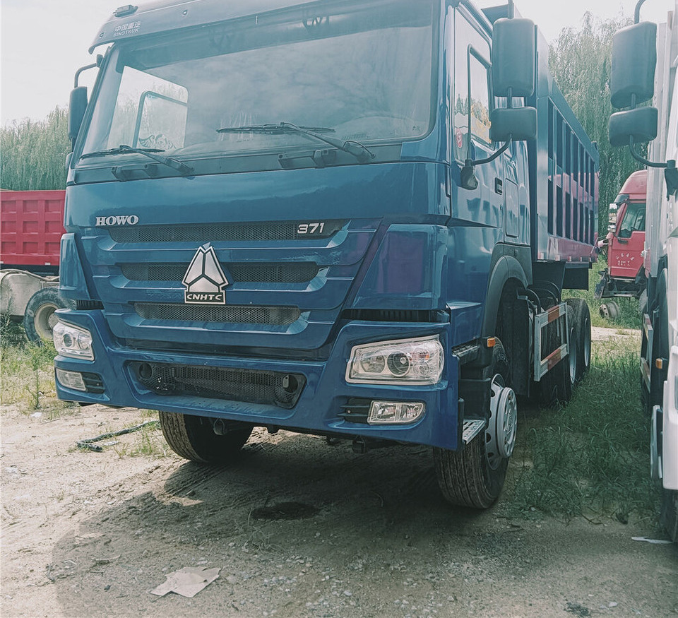 Sinotruk HOWO 6*4 Dump truck - Camion benne: photos 1 Sinotruk HOWO 6*4 Dump truck - Camion benne: photos 1