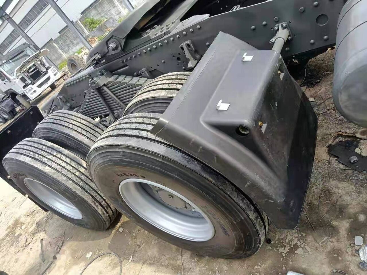 Tracteur routier Sinotruk HOWO 371 Tractor: photos 8