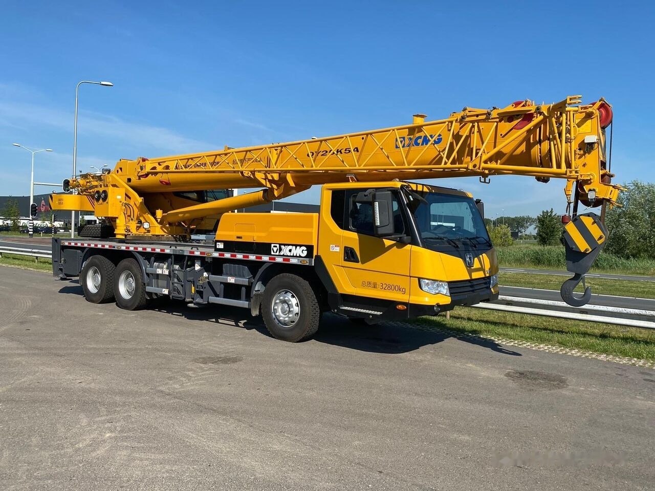 XCMG QY25K - Grue mobile: photos 2 XCMG QY25K - Grue mobile: photos 2