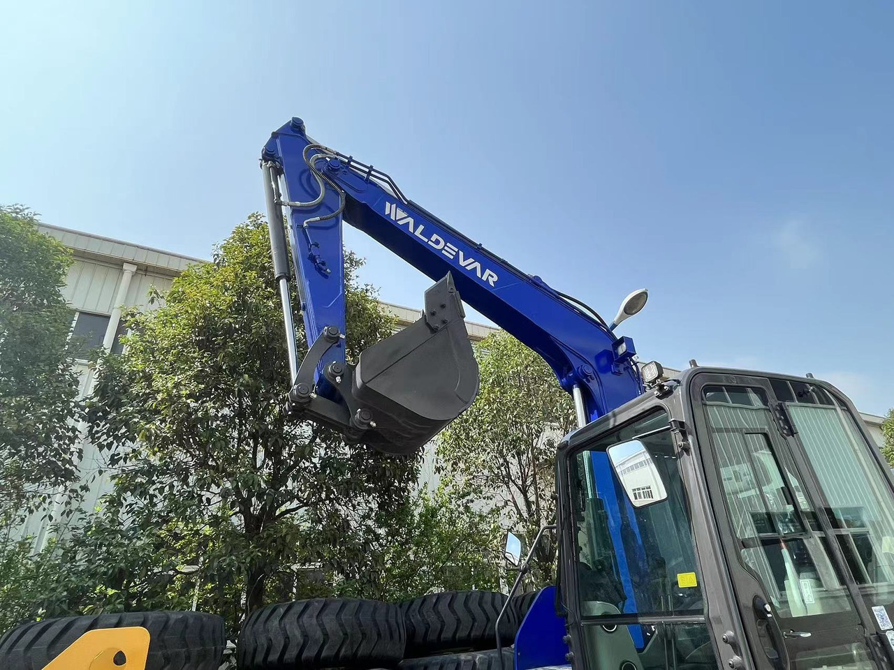 XCMG XE75GA - Pelle sur chenille: photos 4 XCMG XE75GA - Pelle sur chenille: photos 4