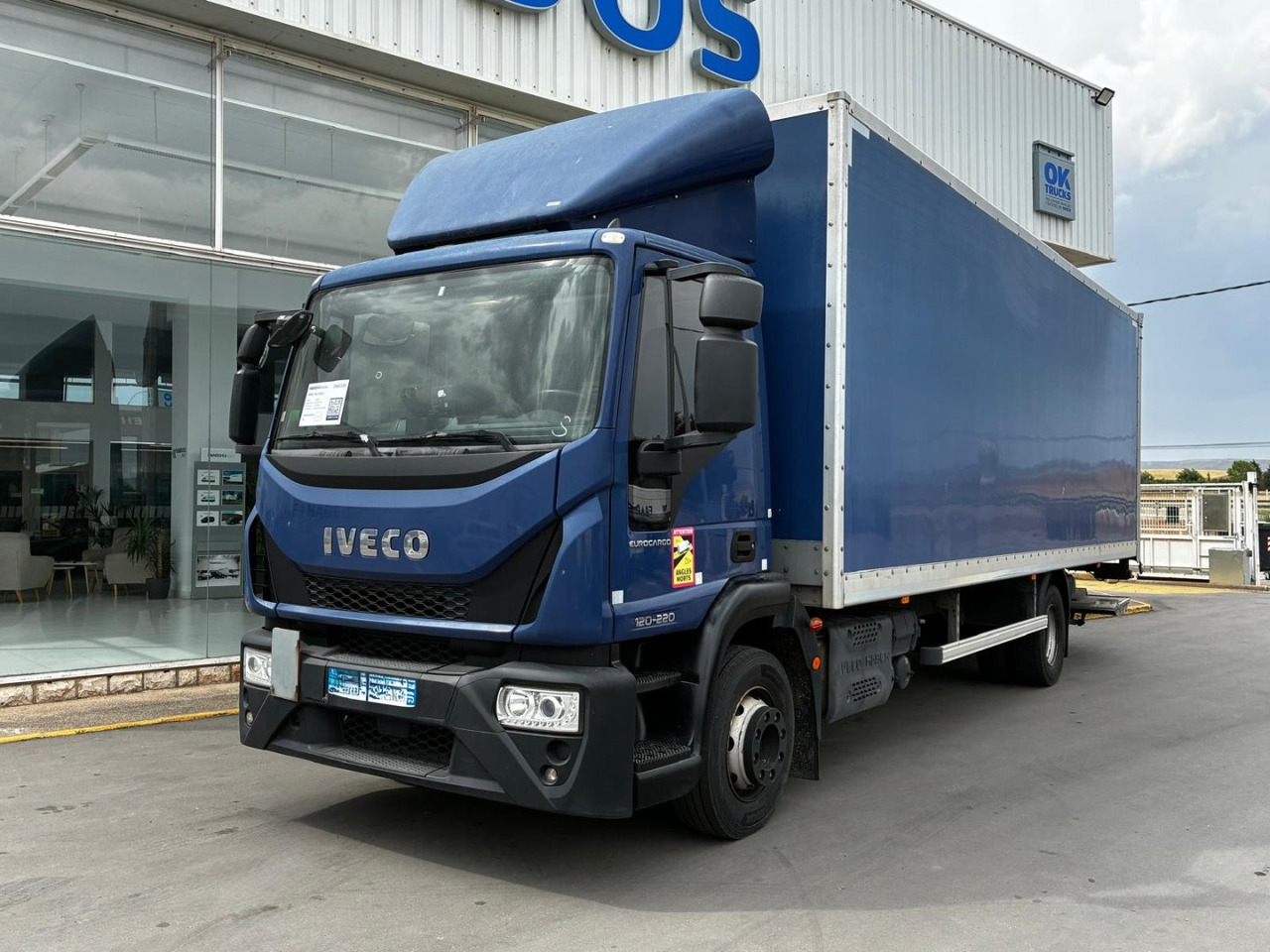 Caja cerrada IVECO Eurocargo ML 120 E22 - Camion fourgon: photos 1 Caja cerrada IVECO Eurocargo ML 120 E22 - Camion fourgon: photos 1