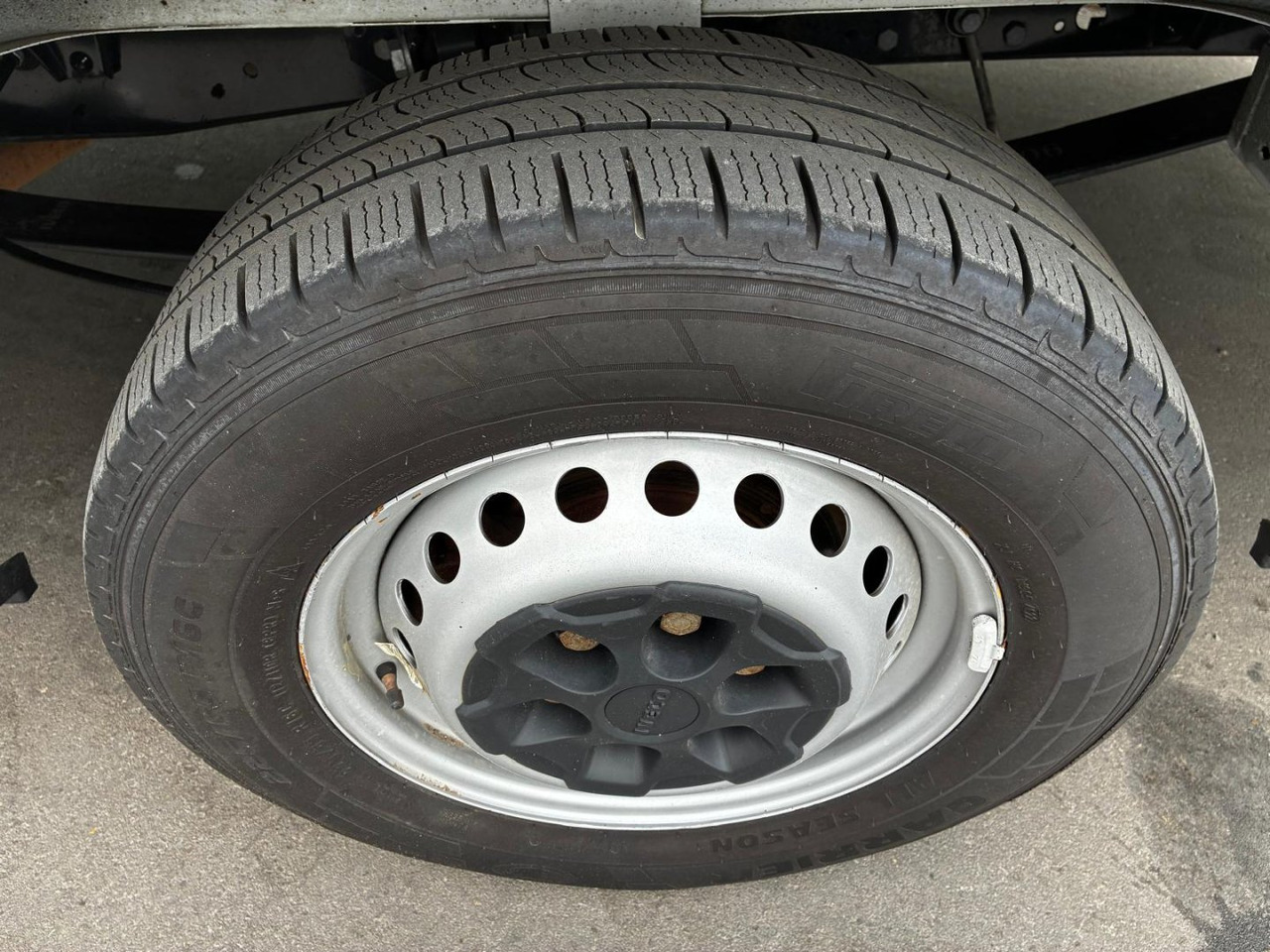 Fourgon utilitaire Furgón IVECO 35S14 V 12m3: photos 6