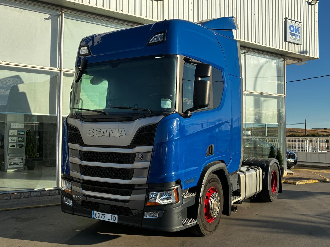Cabeza Tractora Scania R450 AUTOMATICO-INTARDER - Tracteur routier: photos 1 Cabeza Tractora Scania R450 AUTOMATICO-INTARDER - Tracteur routier: photos 1
