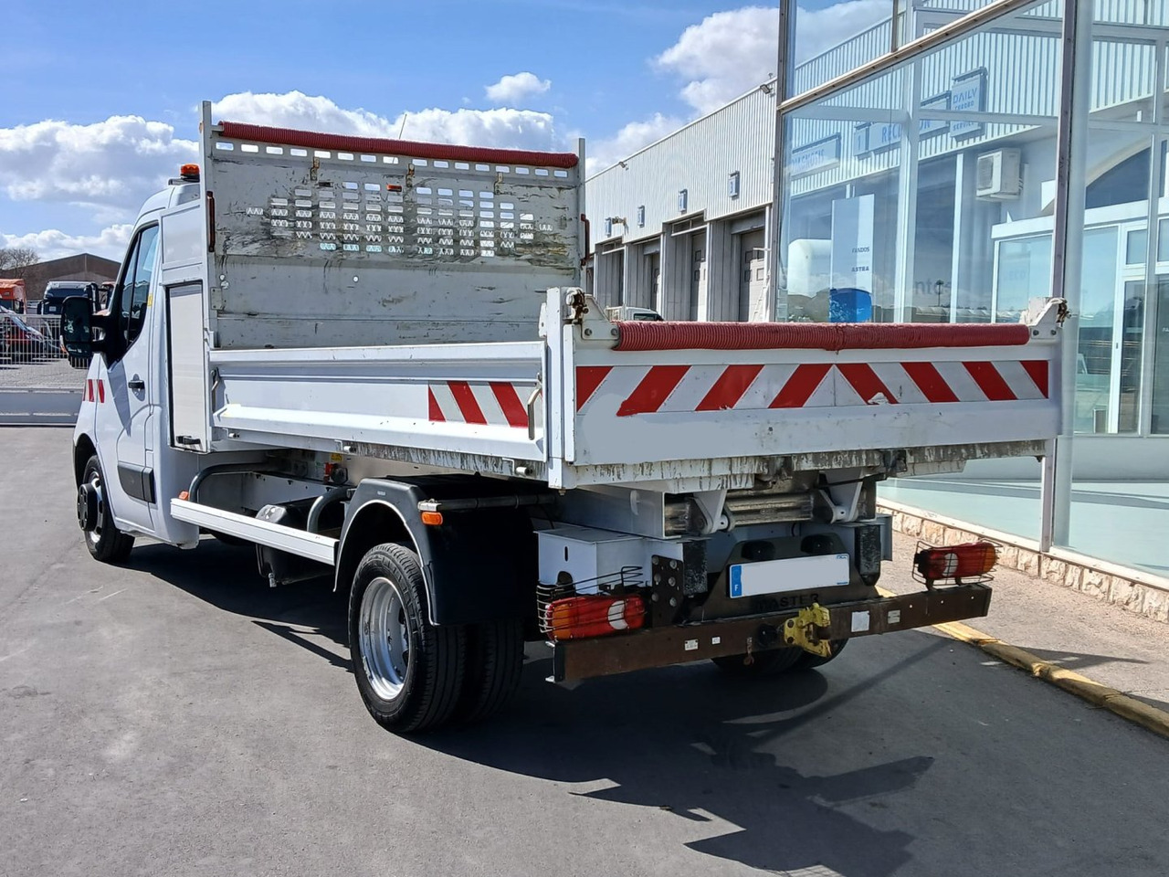 Volquete/Dumper Renault MASTER R3500 L3 2.3 - Utilitaire benne: photos 3 Volquete/Dumper Renault MASTER R3500 L3 2.3 - Utilitaire benne: photos 3