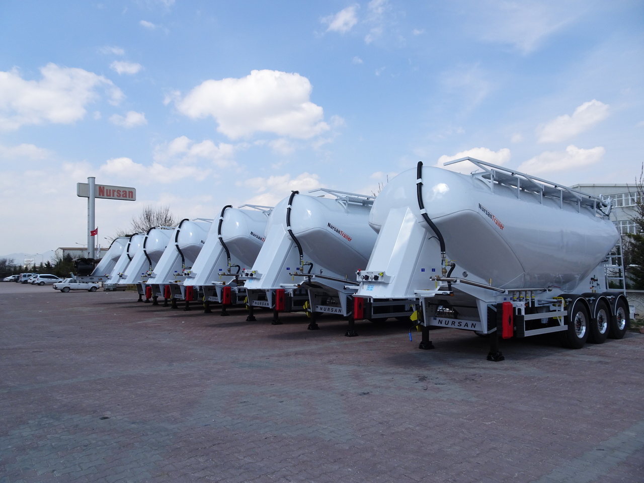 Citerne pulvérulente pour transport de silo neuf NURSAN Aluminium W Type Silo: photos 15