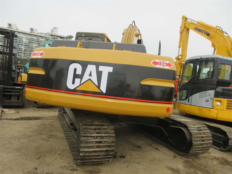 CAT 320BL - Pelle sur chenille: photos 4 CAT 320BL - Pelle sur chenille: photos 4