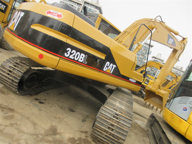 CAT 320BL - Pelle sur chenille: photos 2 CAT 320BL - Pelle sur chenille: photos 2