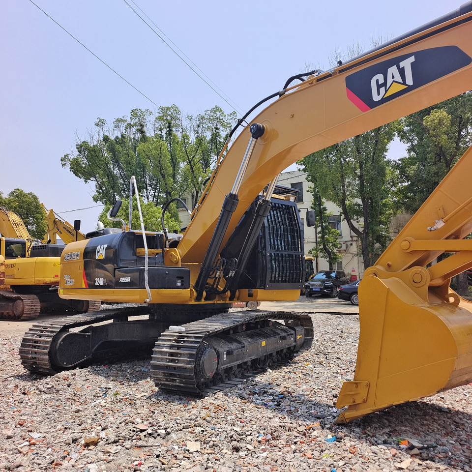 CAT 324D L - Pelle sur chenille: photos 2 CAT 324D L - Pelle sur chenille: photos 2