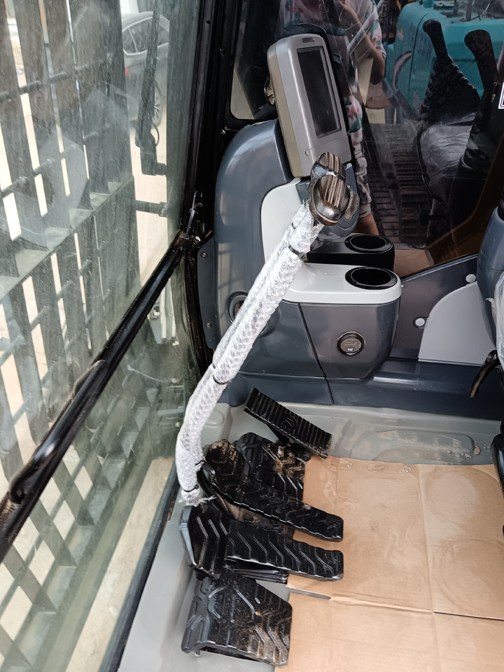 CAT 324DL 330D2L 330GC 336D2L 336GC - Pelle sur chenille: photos 5 CAT 324DL 330D2L 330GC 336D2L 336GC - Pelle sur chenille: photos 5