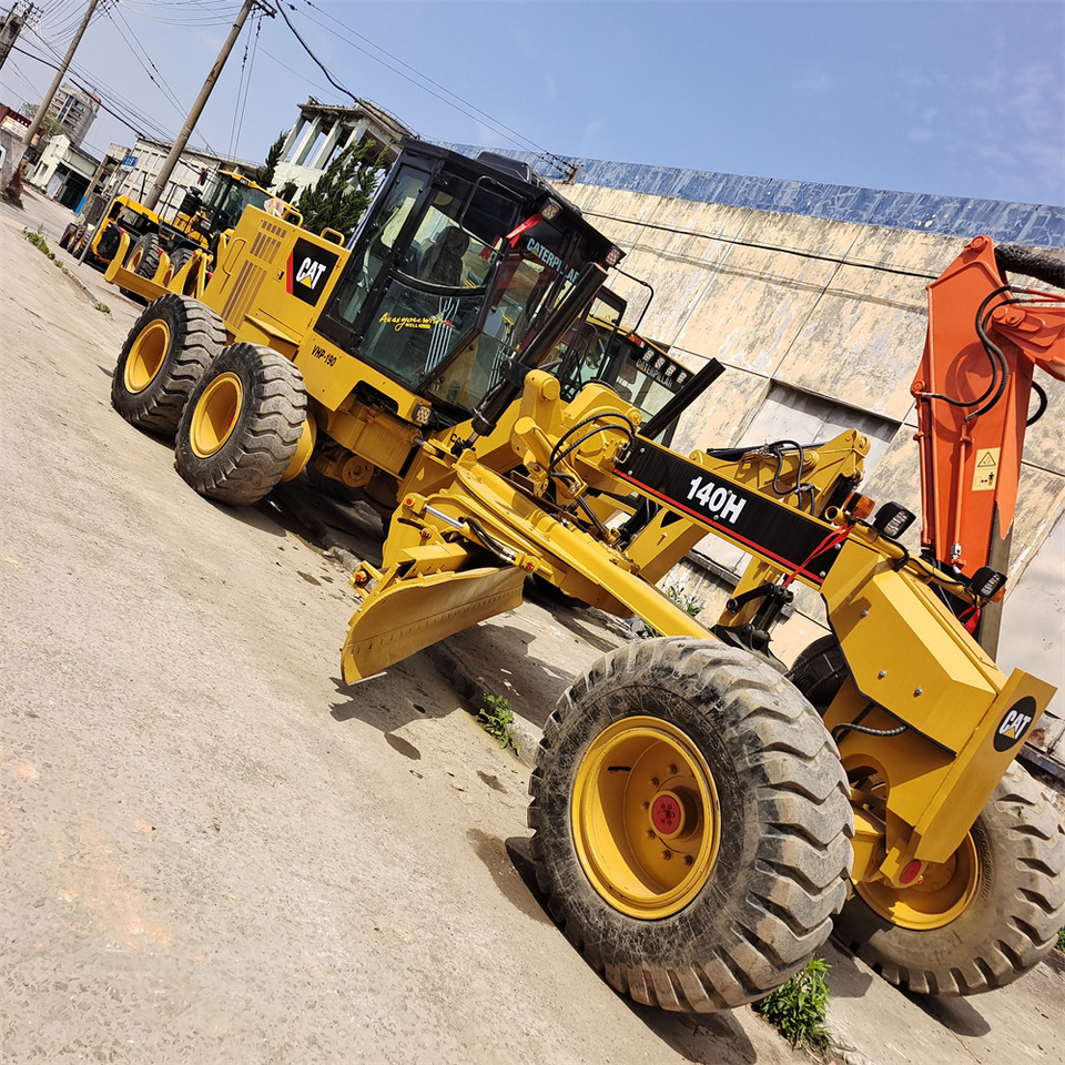 CATERPILLAR 140H CAT 140K 140 H 140G - Niveleuse: photos 1 CATERPILLAR 140H CAT 140K 140 H 140G - Niveleuse: photos 1