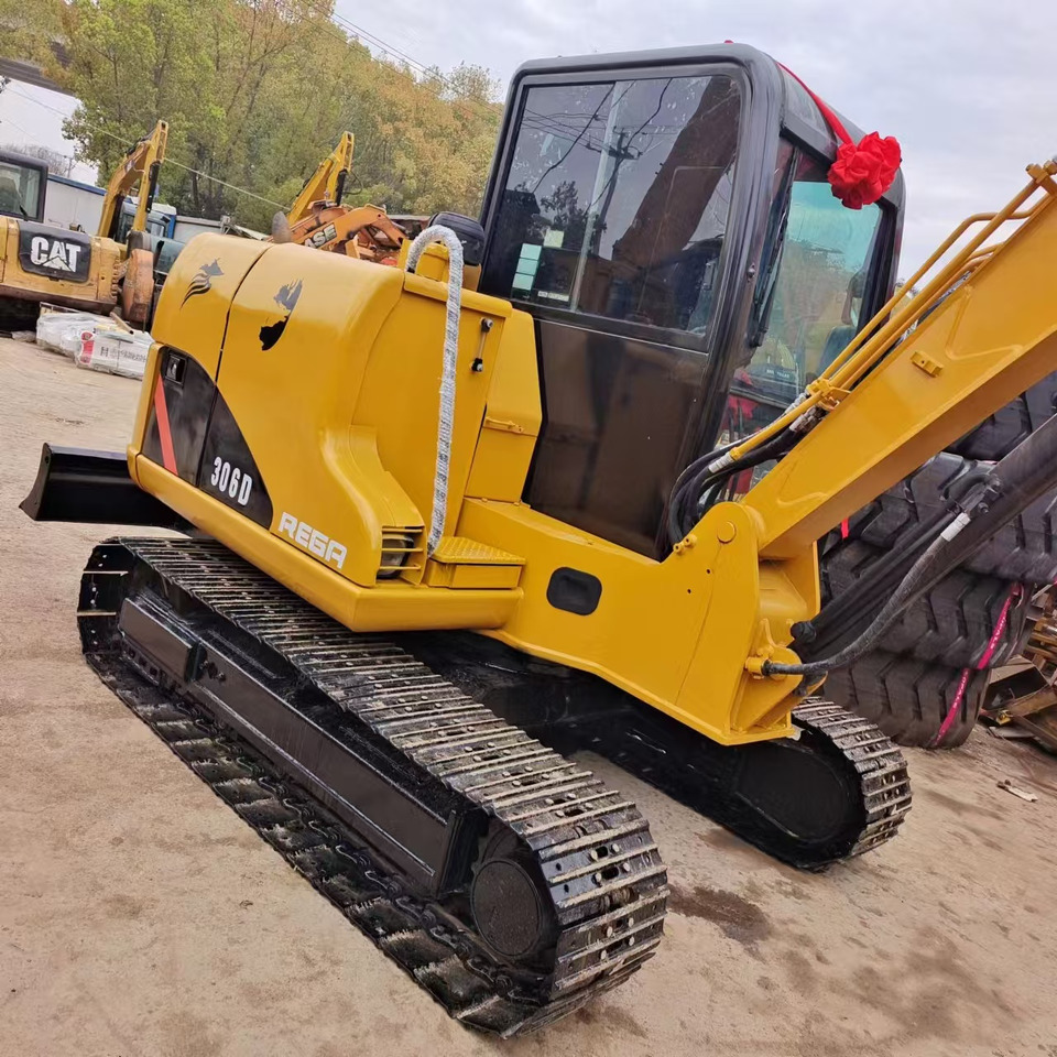 CATERPILLAR 306D CAT 306 D - Mini pelle: photos 4 CATERPILLAR 306D CAT 306 D - Mini pelle: photos 4